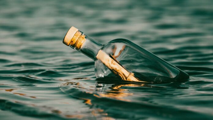 Girl on school field trip in Canada finds message in a bottle written by her own mother 26 years ago