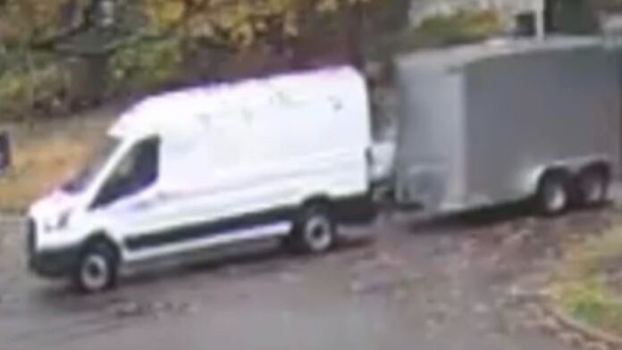 Newton police searching for van after teens report driver exposed himself - Boston News, Weather, Sports