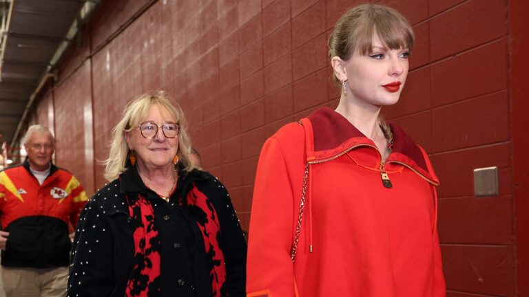 Taylor Swift arrives with Donna Kelce to stadium for Chiefs’ Black Friday matchup despite ‘busy’ schedule