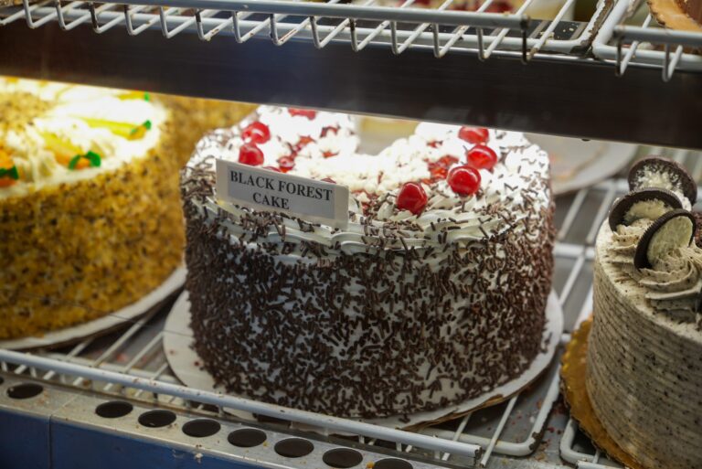 The history behind the cake display at diners