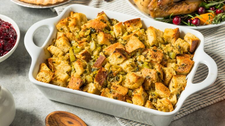 This Thanksgiving, use this type of bread to make best stuffing, chefs say