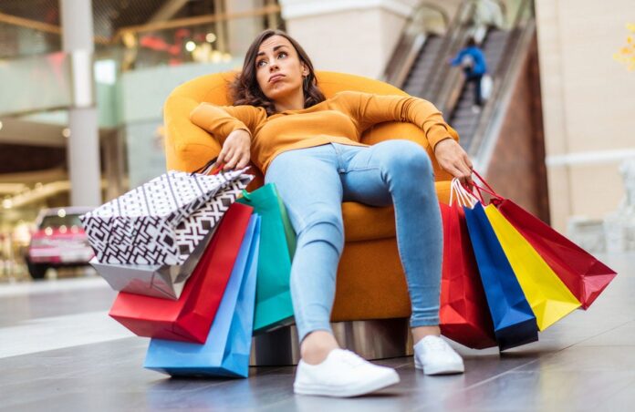 6 tips to boost your stamina while shopping during the holiday season