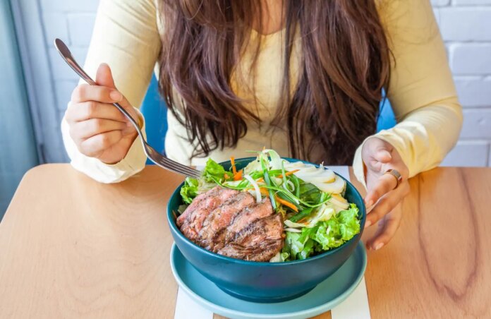 Is eating once a day really healthy? Experts share opinions on the ‘OMAD diet’